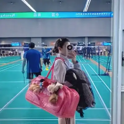康煜文